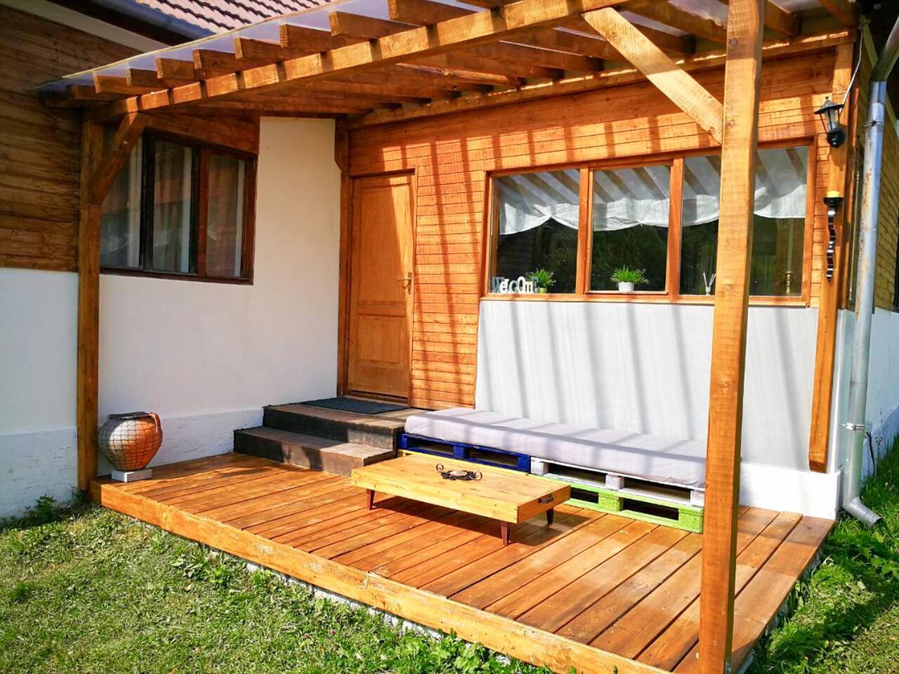 Nexus Kulcsoshaz Bukkloka Gyimes Guest House Fagetel Bagian luar foto